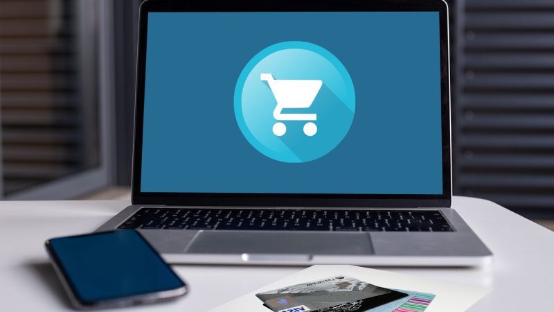 PrestaShop and Augmented Reality (AR): Enhancing the Shopping Experience